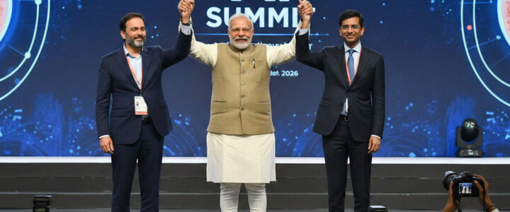 Momen Penuh Ketegangan: Mengurai Perang Dingin Bos AI di India Perang Dingin